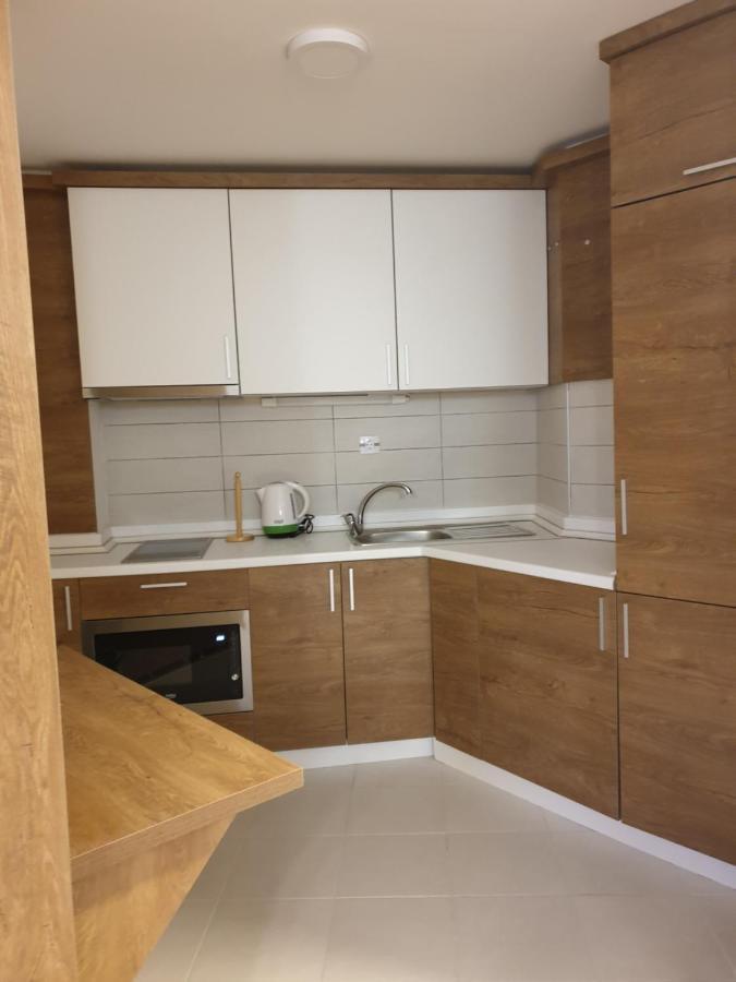 Lakeview Hotel & Apartments مافروفو المظهر الخارجي الصورة
