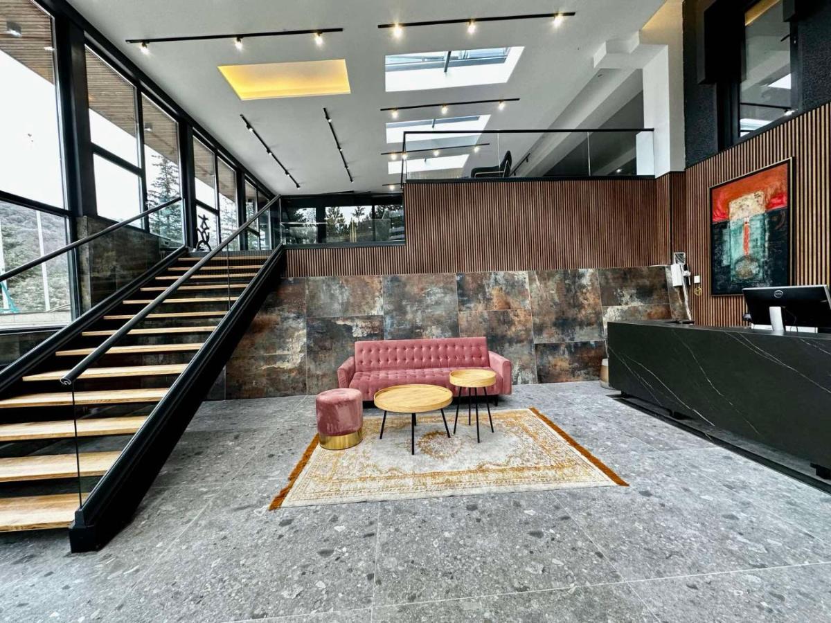 Lakeview Hotel & Apartments مافروفو المظهر الخارجي الصورة